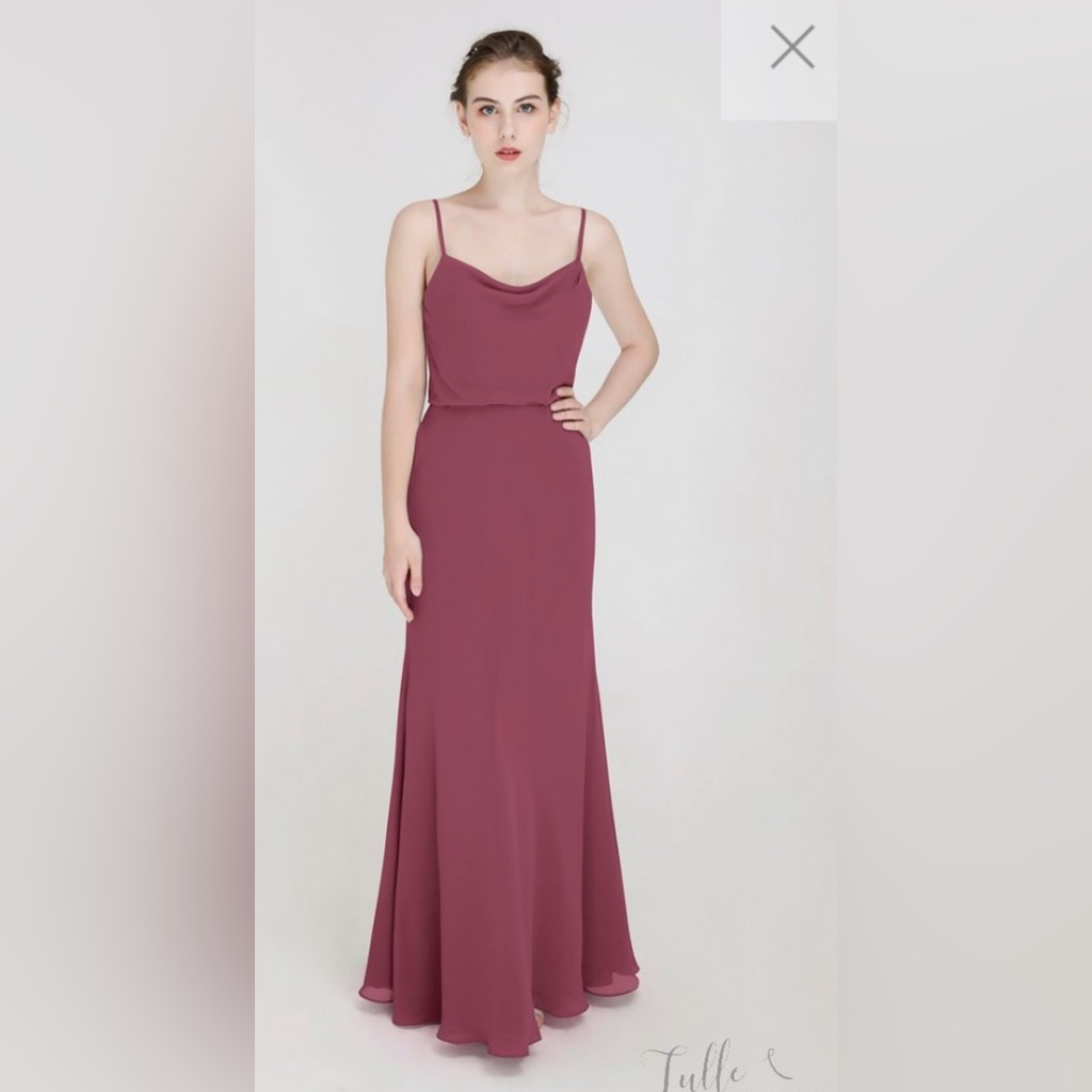 Bridesmaid Dress In Mulberry 8